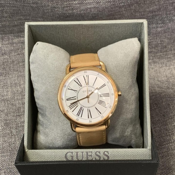 Часы Guess