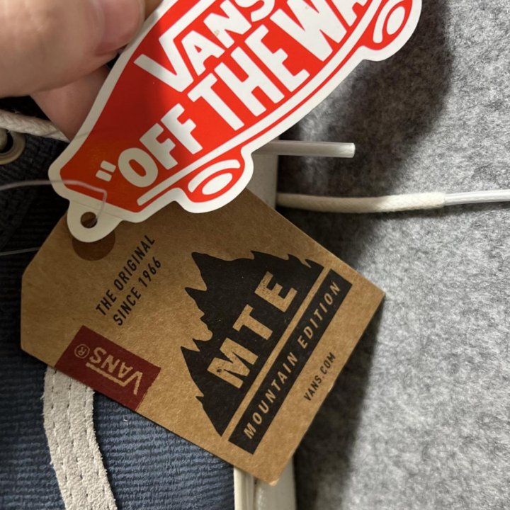 Vans mountain edition 39