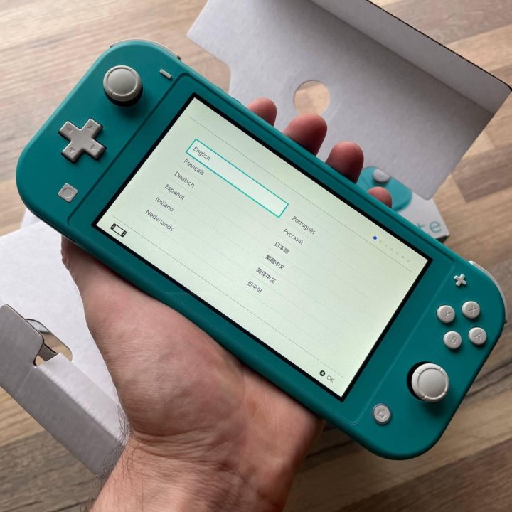 Nintendo Switch Lite Березовый