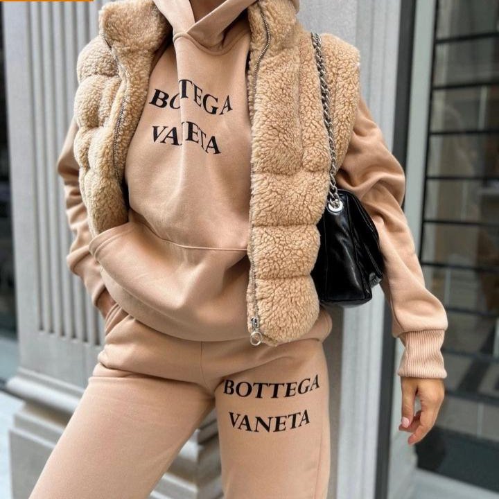 Женский спортивный костюм тройка BOTTEGA VENETA