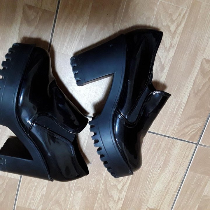 Туфли в стиле братц