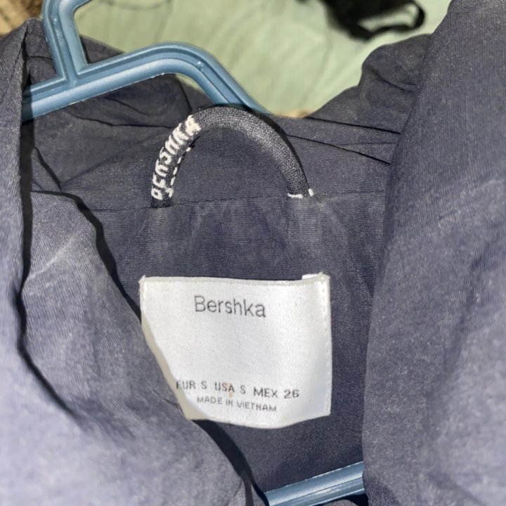 Куртка Bershka