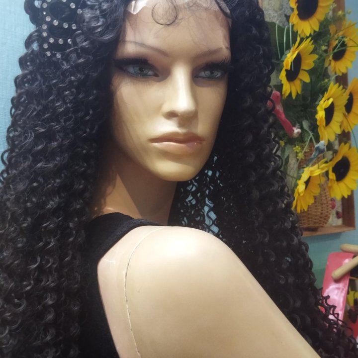 Кудрявый парик