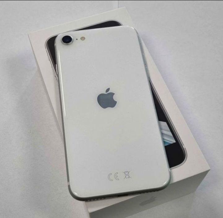 iPhone Se 2020 White 64gb RFB,Магазин,Кредит