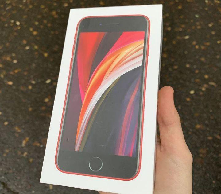 iPhone Se 2020 Red 64gb RFB,Магазин,Кредит