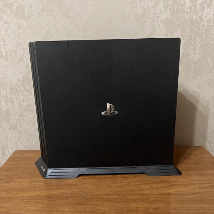 Продам ps4 pro 1 tb