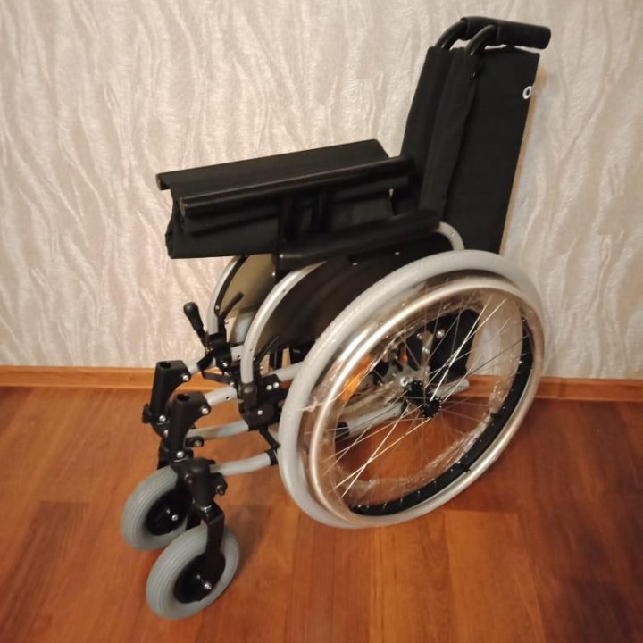 Инвалидная коляска