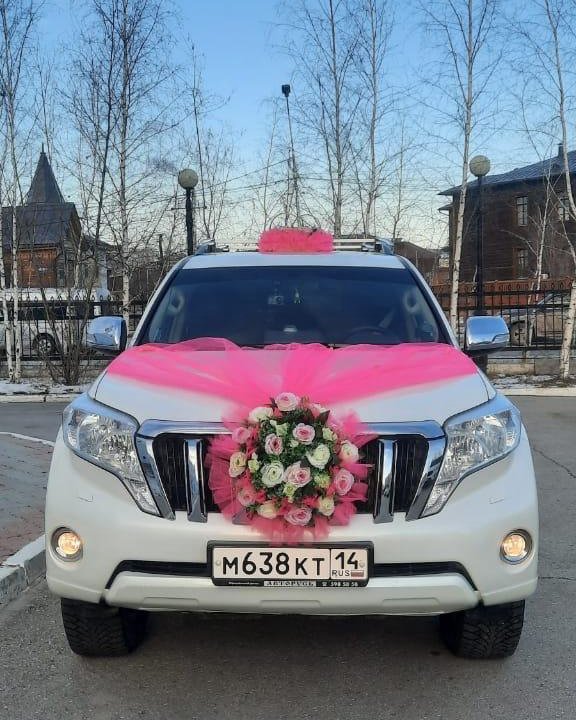 Аренда авто с водителями Toyota Land Cruiser 