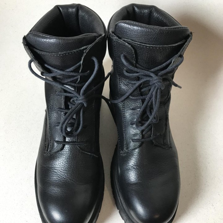 Кожаные берцы ботинки jonak