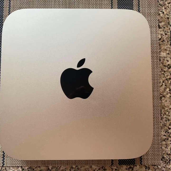 Apple Mac mini (Late 2014) MGEN2RU