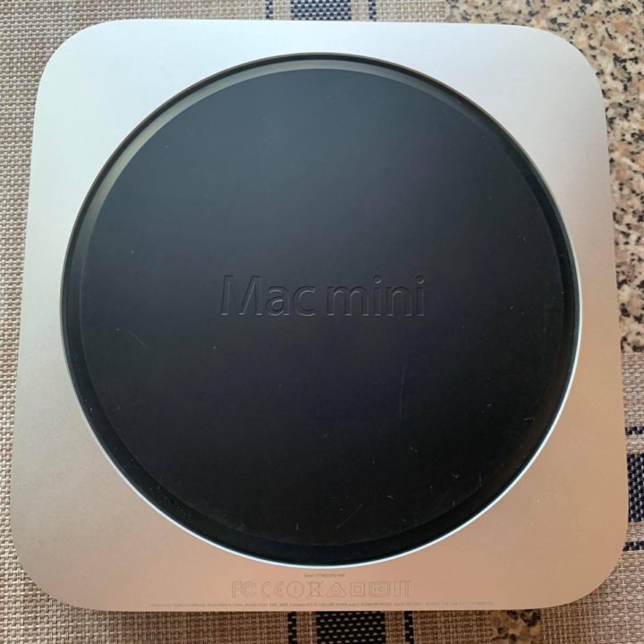 Apple Mac mini (Late 2014) MGEN2RU