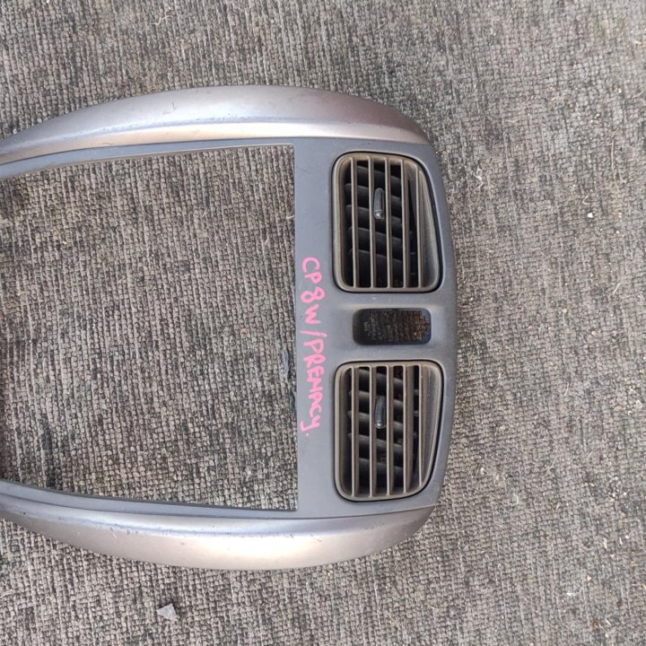 Пластик торпедо