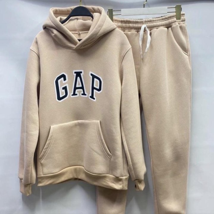 Спортивный костюм GAP