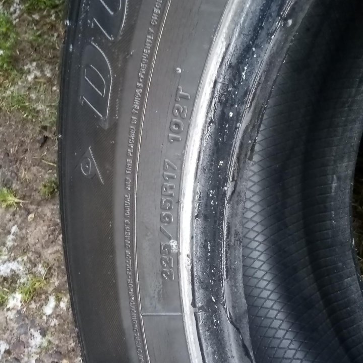 225 65 17 Dunlop SP Winter Ice 01