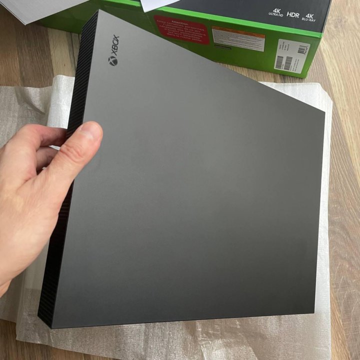 Xbox One X 1Tb