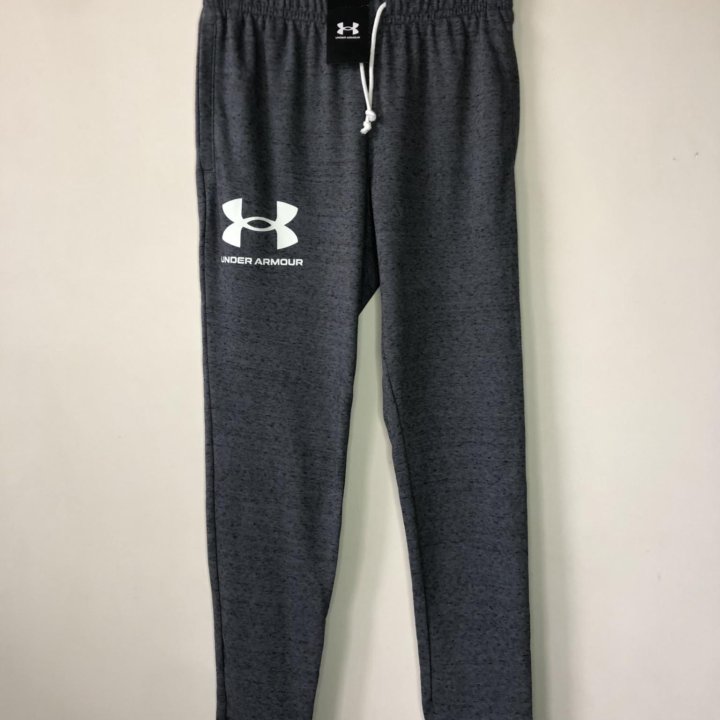 Under Armour спортивные штаны