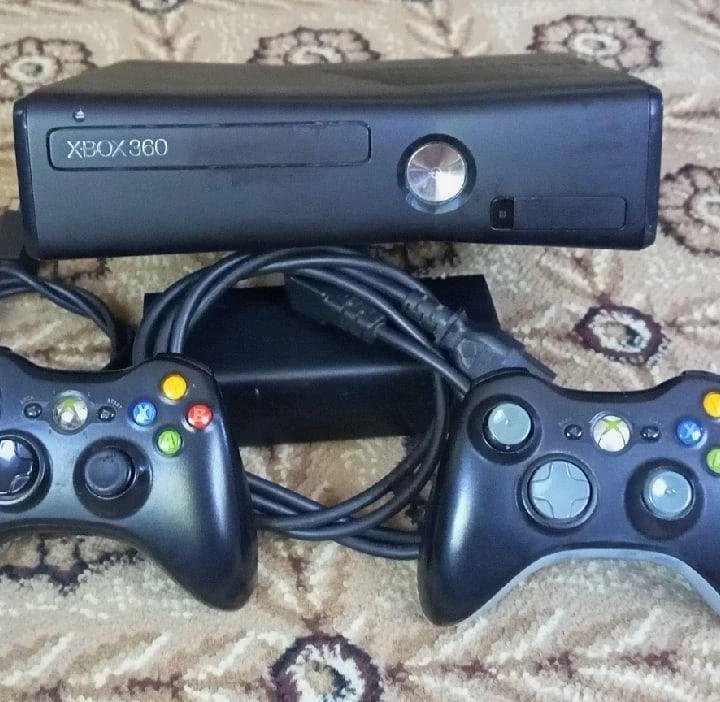 Xbox 360 s цена