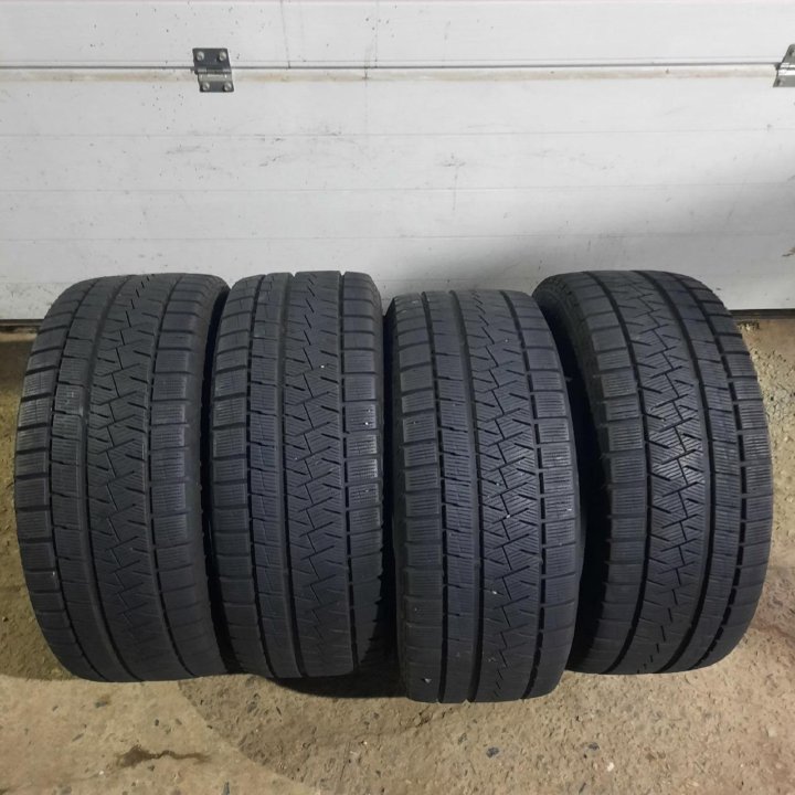 245/40R18 Pirelli Ice Asimmetrico (Лот №5454)