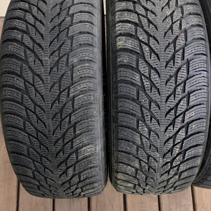 Nokian Tyres Hakkapeliitta R3 225/55 r17 101R