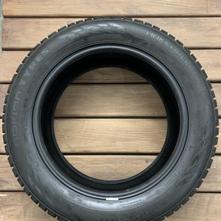 Nokian Tyres Hakkapeliitta R3 225/55 r17 101R