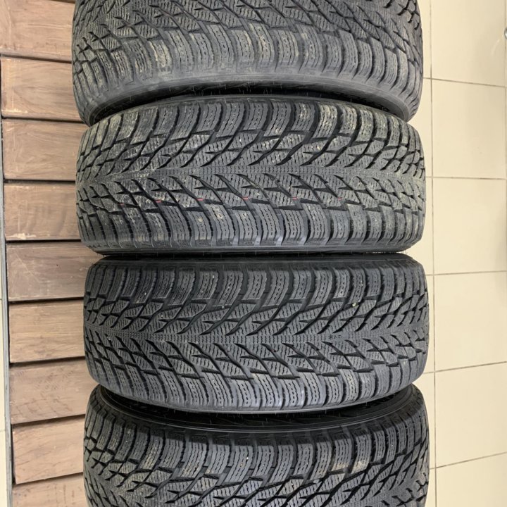 Nokian Tyres Hakkapeliitta R3 225/55 r17 101R