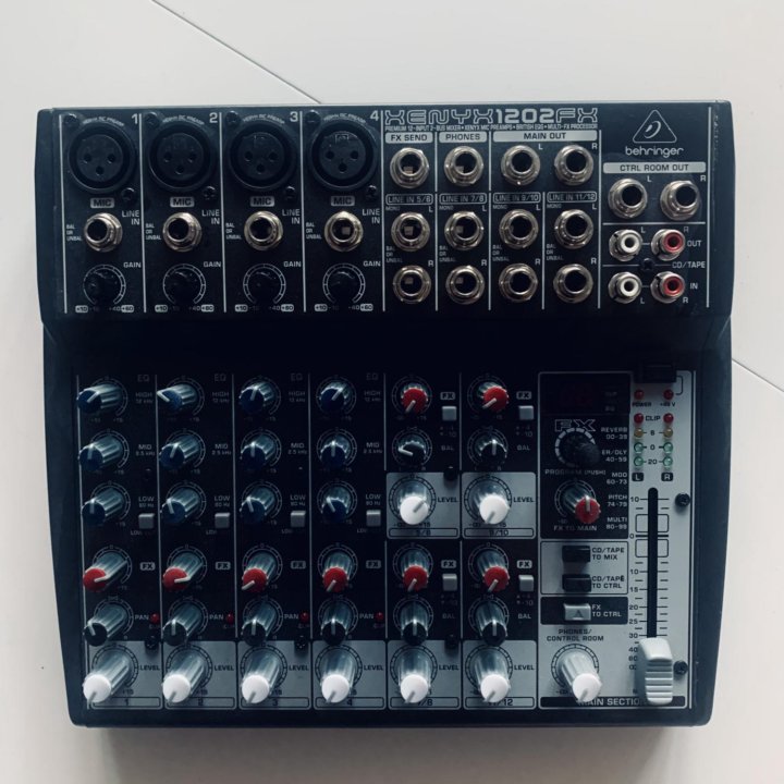 Микшерный Пульт BEHRINGER Xenyx 1202FX