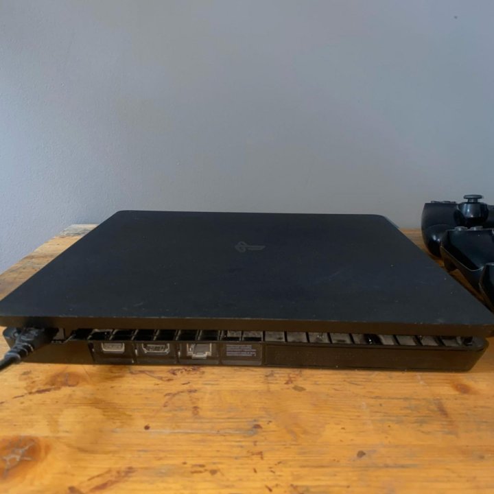 Ps 4 slim 500