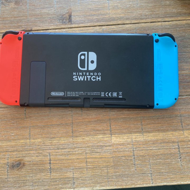Приставка Nintendo switch