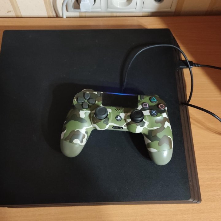PS 4 pro комплектом