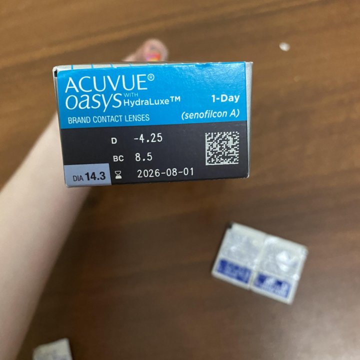 Линзы контактные Acuvue 1-Day -4.25