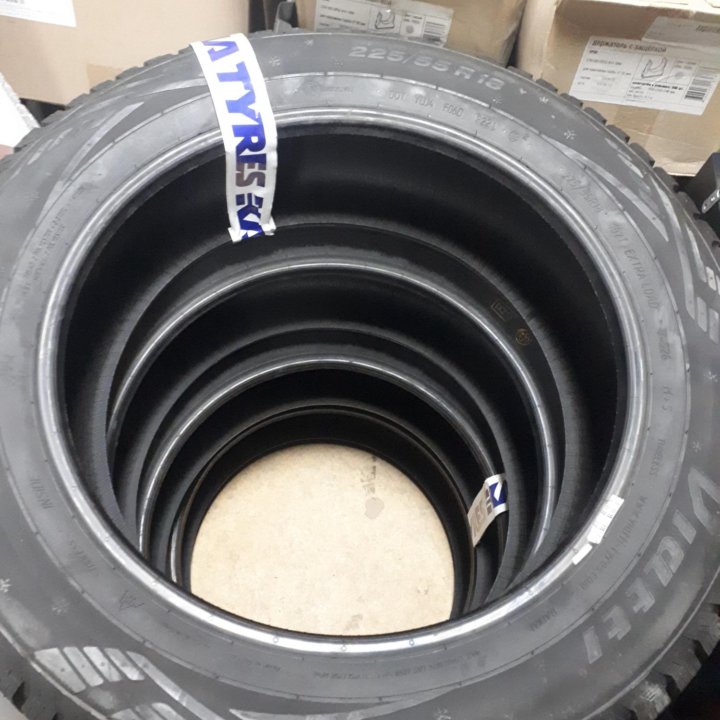 Шины 225/55 R18