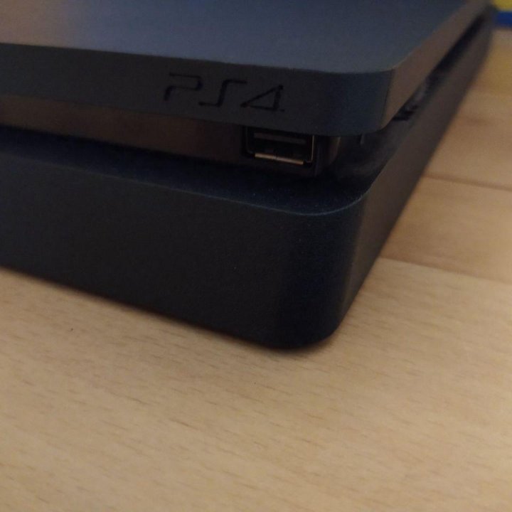 PS 4 Slim 1TB