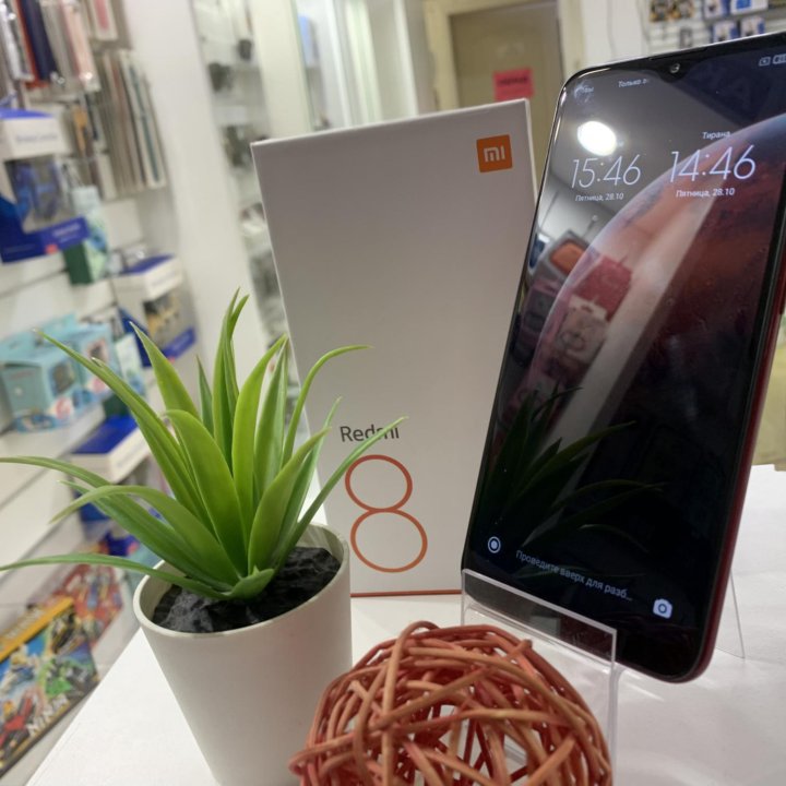 Xiaomi Redmi 8 (4/64 ГБ)(новый, гарантия)