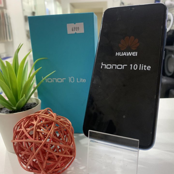 Телефон Honor 10 lite 6/128 ГБ (новый, гарантия)