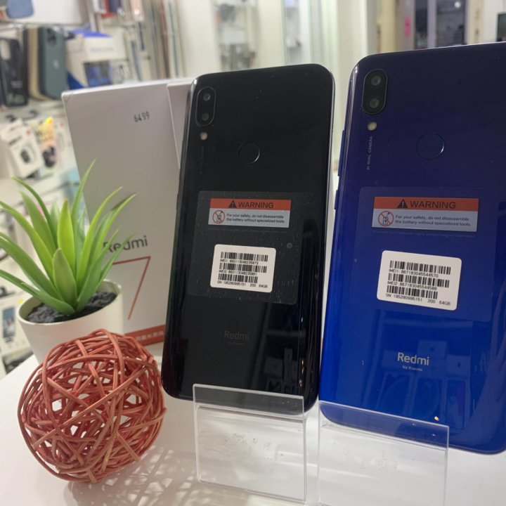 Телефон Xiaomi Redmi 7 4/64 ГБ (новый,гарантия)