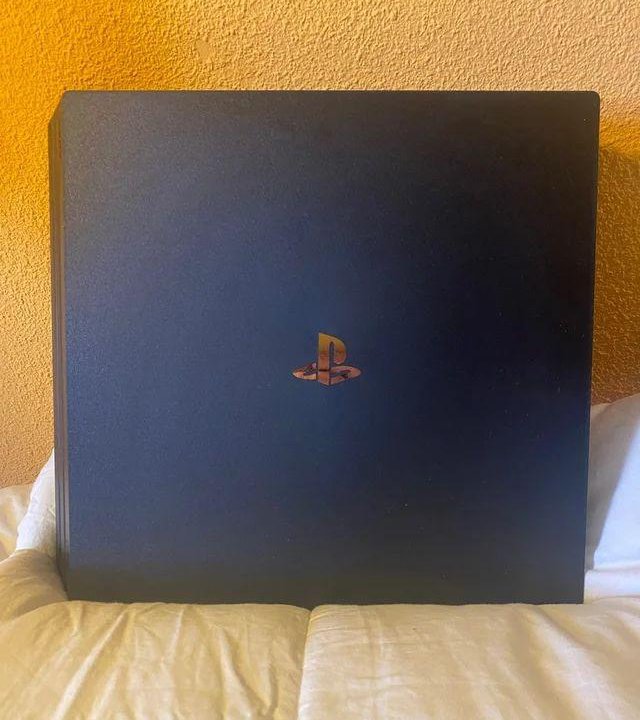 PlayStation 4 Pro 1TB