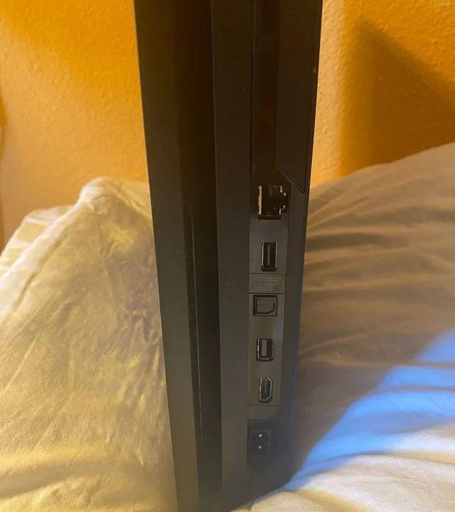 PlayStation 4 Pro 1TB