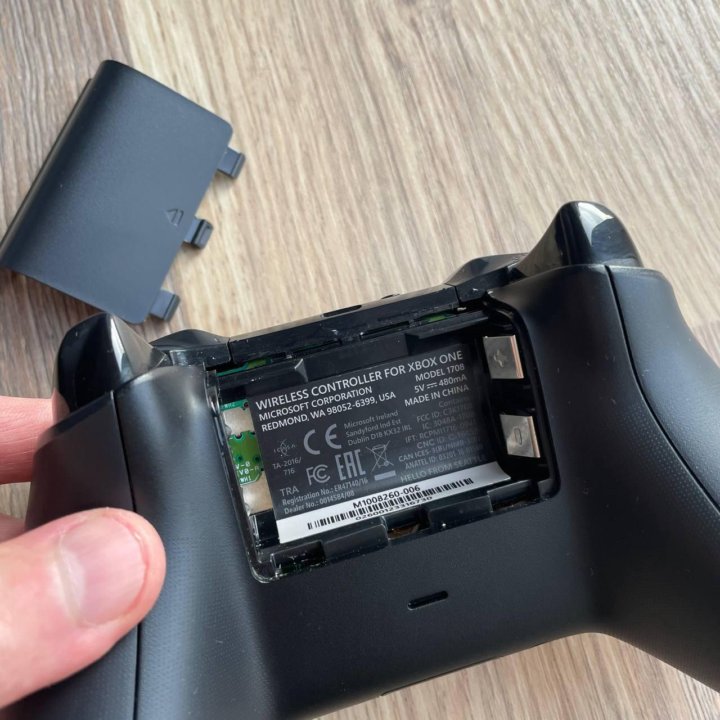 Xbox One Controller model-1708