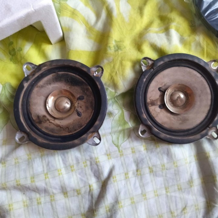 Колонки на аато