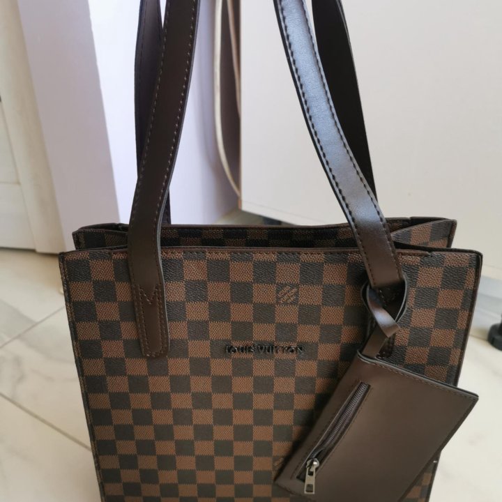 Сумка Louis Vuitton