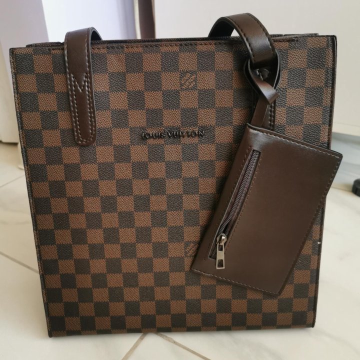 Сумка Louis Vuitton