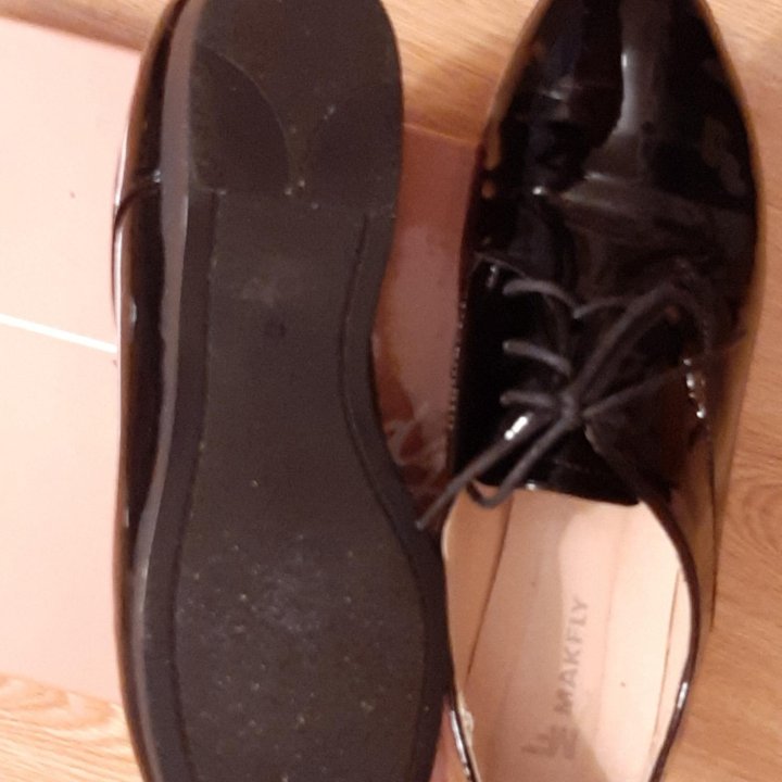 Ботинки 39 размер