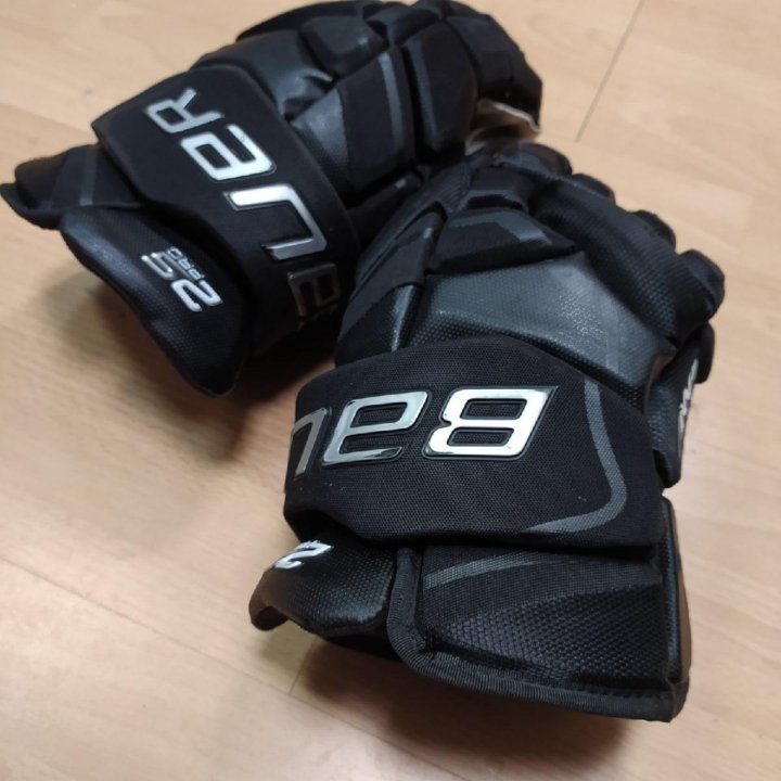 Хоккейные перчатки bauer supreme 2 s pro