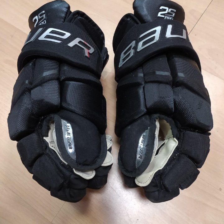 Хоккейные перчатки bauer supreme 2 s pro