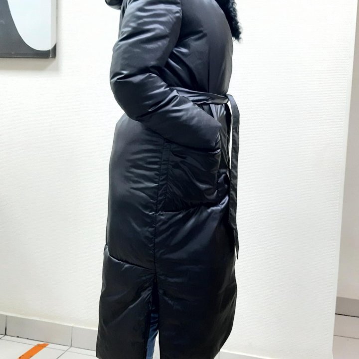 Теплое пальто.