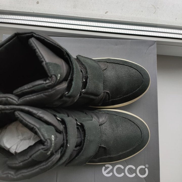 Ботинки -Дутики Ecco