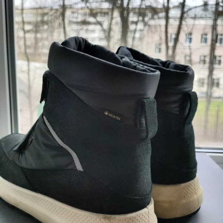 Ботинки -Дутики Ecco