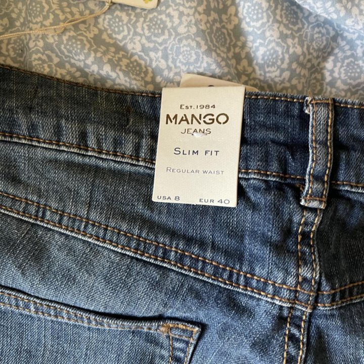 Джинсы Mango