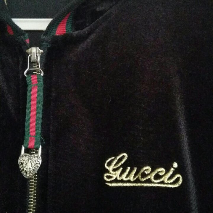 Велюровая кофта Gucci