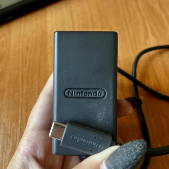 Nintendo Switch V.2 + ИГРЫ + ЧЕХОЛ